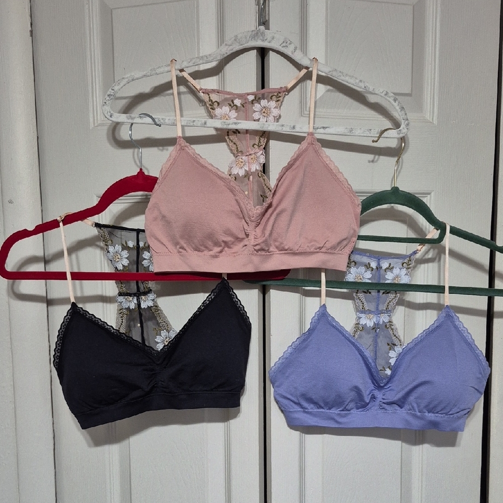 Women's Lace Trim Bralette Set - Pink, Black, Purple
